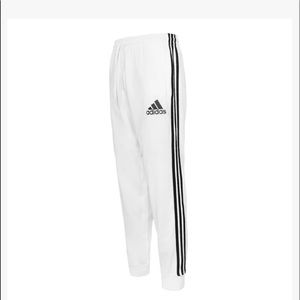 NWT Mens Adidas Essential Fleece Joggers